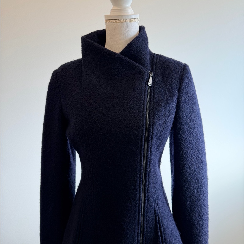 GUESS Textured Asymmetrical Zip Coat – Size M